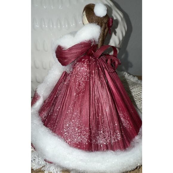 Vintage 1983 Nan’s Corn Husk Christmas Holiday doll Red Sparkling Dress 8” - Picture 5 of 7